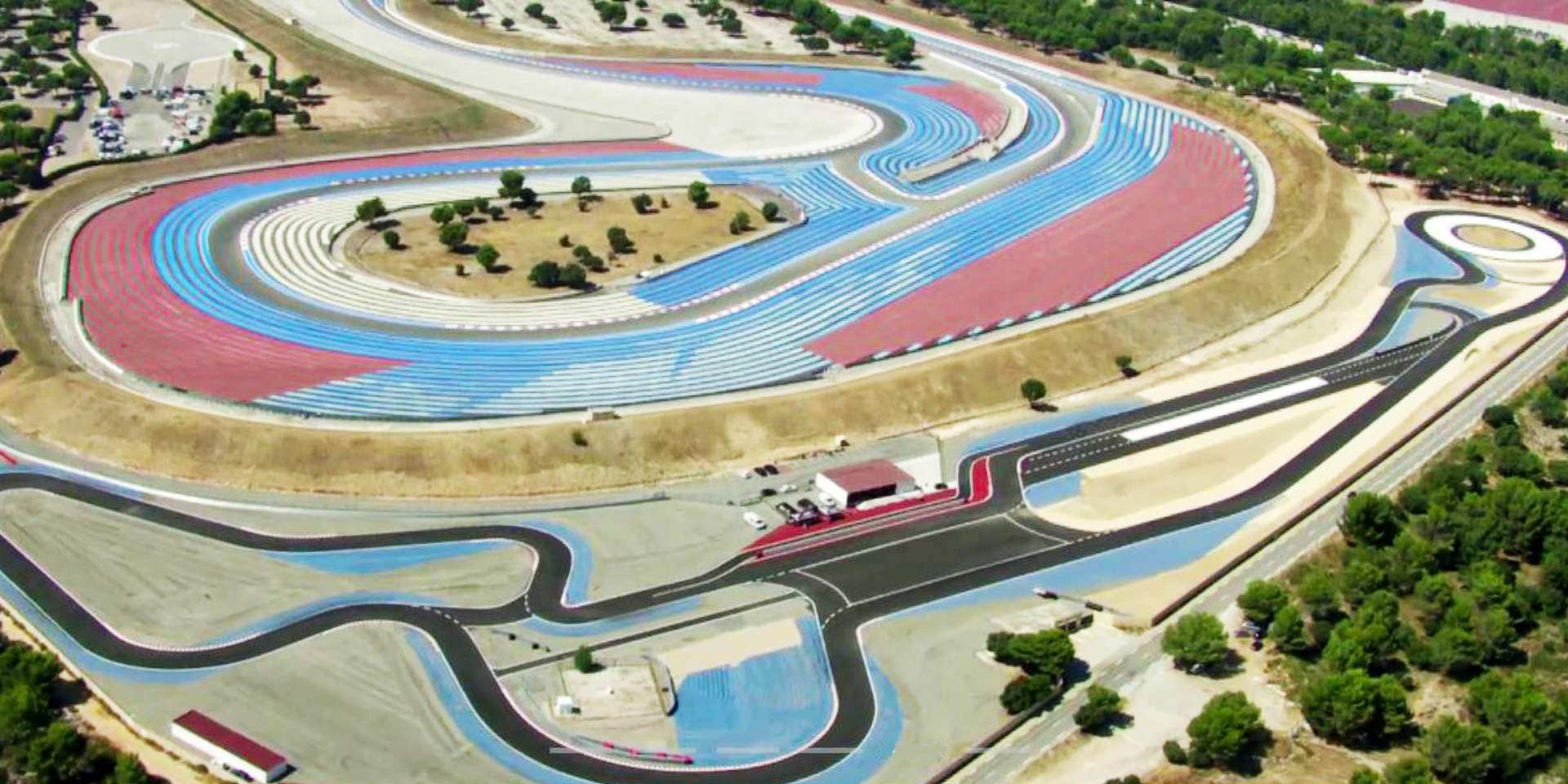 En quoi les circuits Paul Ricard et Goodyear-Montpellier sont parfaits pour la glisse ?